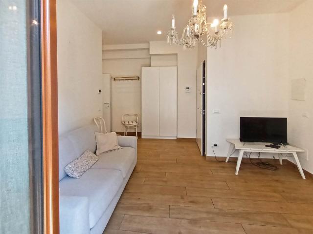 Affitto Appartamento, in zona SAVONAROLA, FIRENZE