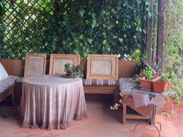 Affitto Appartamento, in zona SETTIGNANO, FIRENZE