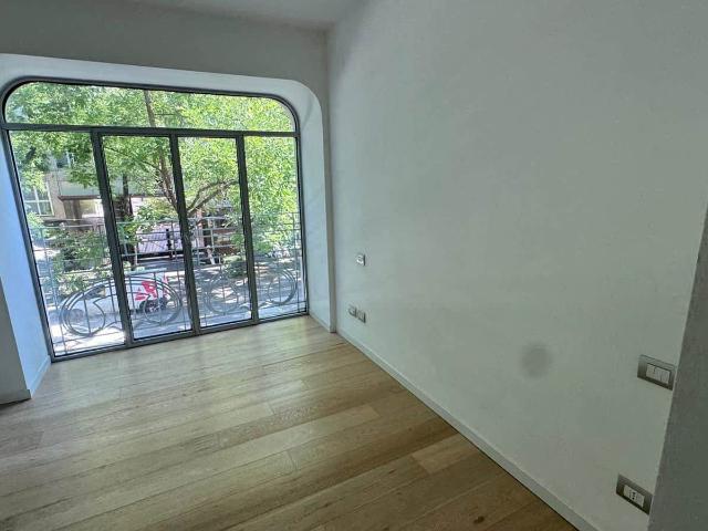 Affitto Appartamento, in zona SOLARI, MILANO