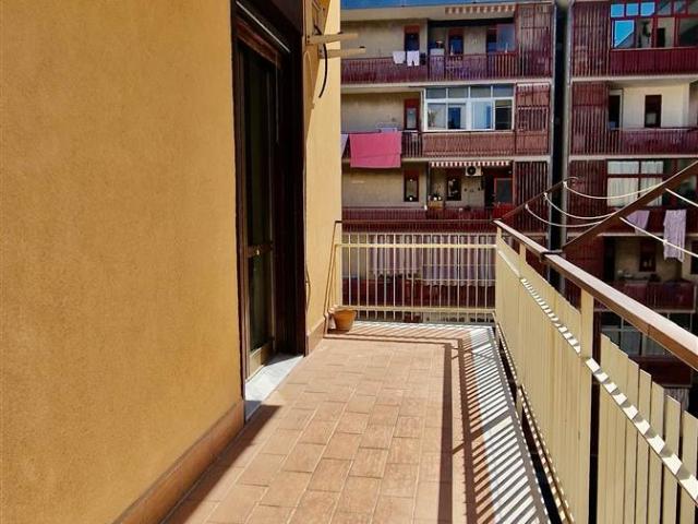 Affitto Appartamento, in zona TIVOLI, TREMESTIERI ETNEO