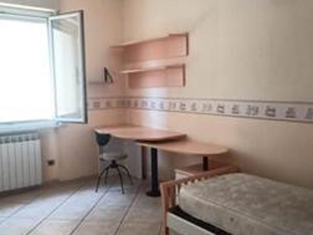 Affitto Appartamento, in zona TRIESTE, E. DE AMICIS, B. CROCE, TRENTO, GIOVANNI XXIII, CALTANISSETTA