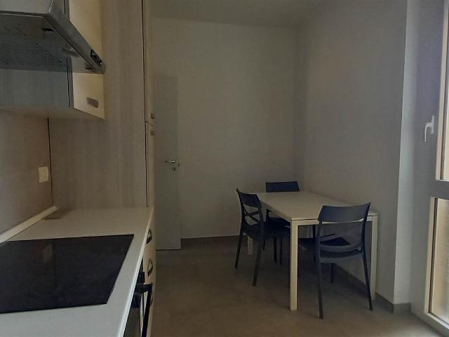 Affitto Appartamento, in zona V GIORNATE, MILANO