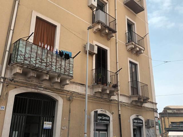 Affitto Appartamento, in zona VIALE DELLA LIBERTÀ STAZIONE, CATANIA