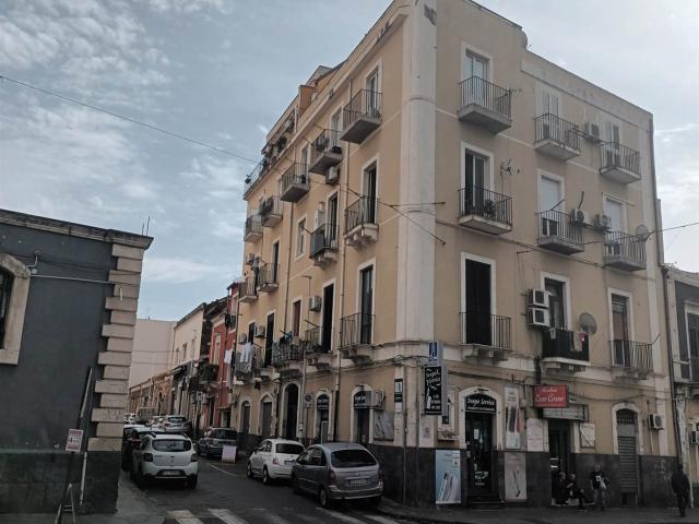 Affitto Appartamento, in zona VIALE DELLA LIBERTÀ STAZIONE, CATANIA
