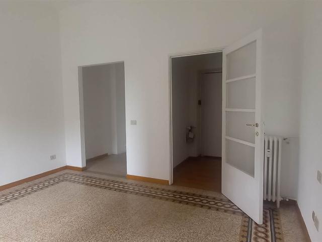 Affitto Appartamento, in zona WASHINGTON, MILANO