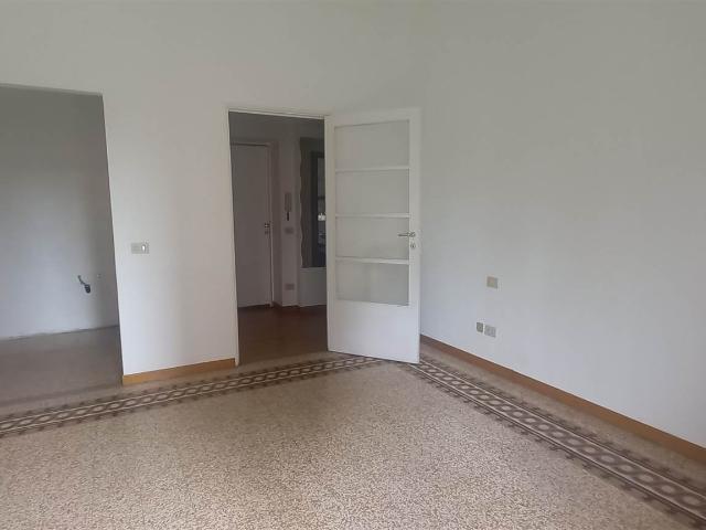 Affitto Appartamento, in zona WASHINGTON, MILANO