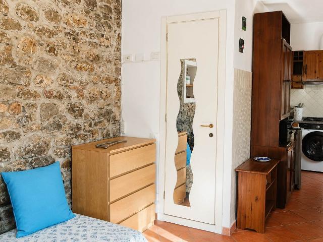 Affitto Appartamento indipendente, in zona CASTELLO, FIRENZE