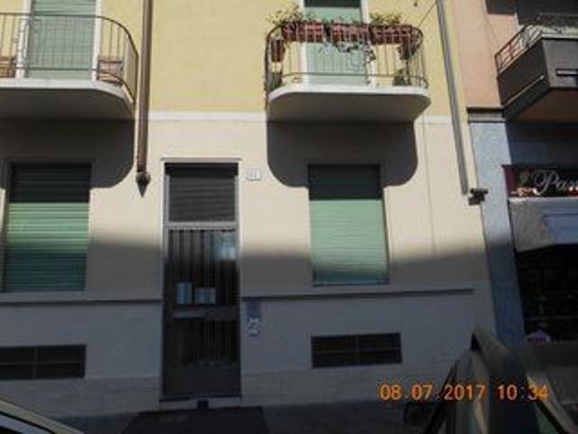 Affitto bilocale al 4piano di via Genova 44 Torino