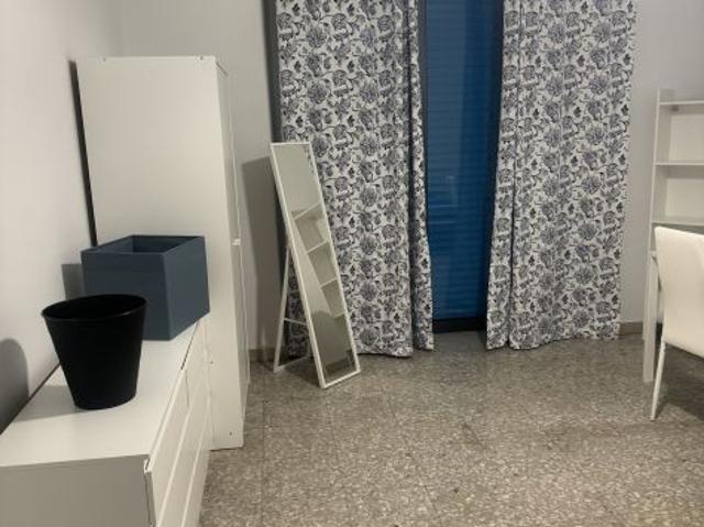 Affitto camera singola per studenti maschi