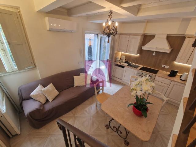 Affitto Casa semi indipendente, in zona CENTRO STORICO, BOLOGNA
