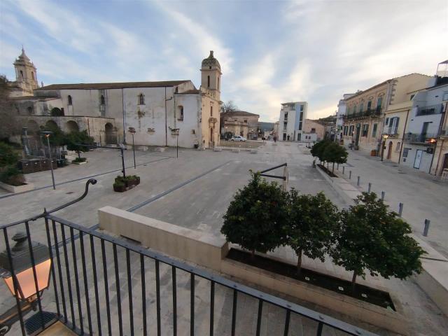 Affitto Casa singola, in zona RAGUSA IBLA, RAGUSA