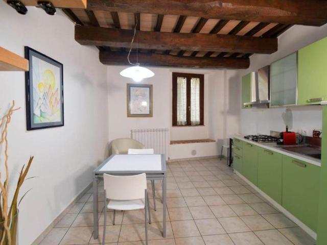 AFFITTO CENTRO STORICO DISPONIBILE DAL 1 DI LUGLIO