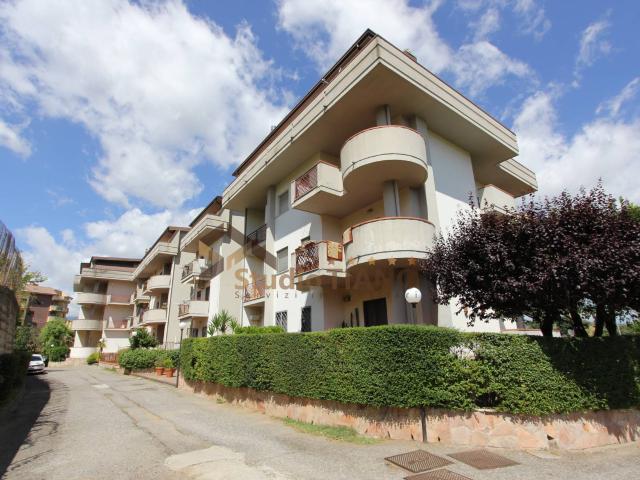 Affitto quadrilocale 115 mq a montalto uffugo via fratelli bandiera