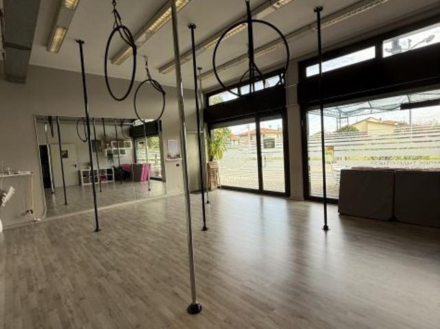 Affitto Studio Fitness Professionale Sala Funzionale Sala Aerea Parcheggio