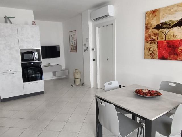 Affitto transitorio – Appartamento arredato a nuovo ad Albignasego PD