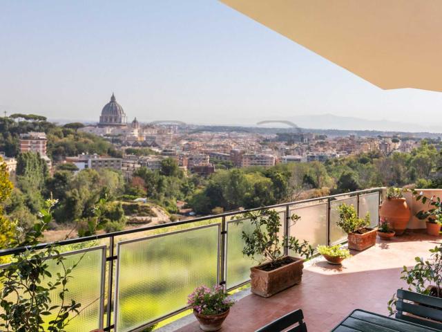 Affitto via Piccolomini Roma: Appartamento di Rappresentanza, Panoramico con Terrazzo