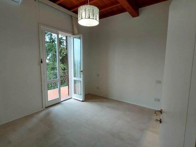 Affitto Villa, in zona CAREGGI, FIRENZE
