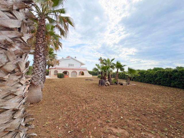 Affitto Villa, in zona ARENELLA, SIRACUSA