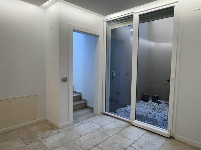 Affitto Villa, in zona MONTINELLE, MANERBA DEL GARDA