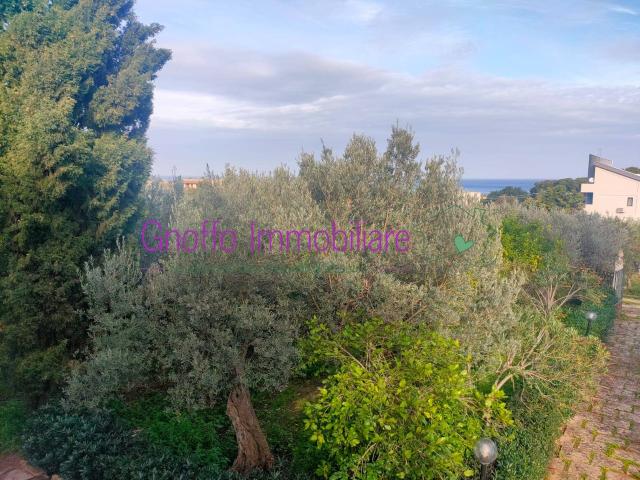 Affitto Villa, in zona SANTANDREA BASSA, VALDERICE