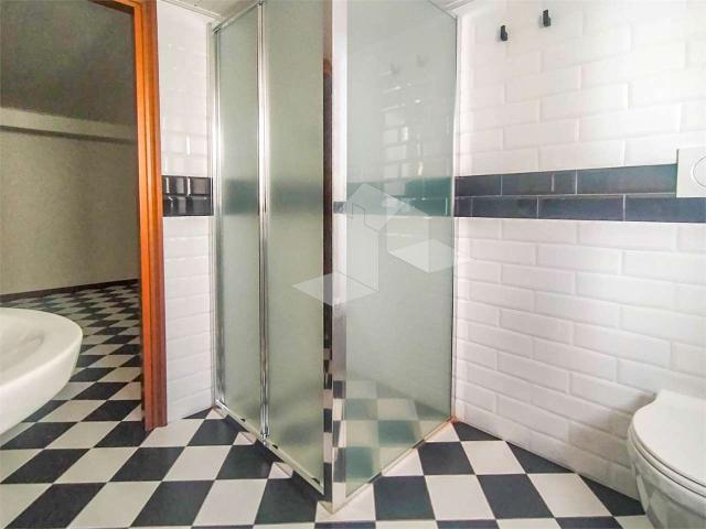 AFFITTO 4 CAMERE DA LETTO PER STUDENTI LAVORATORI