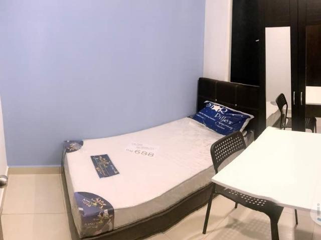 Affordable New Single Room at USJ 13, SubangWalk to LRTGated and Guarded