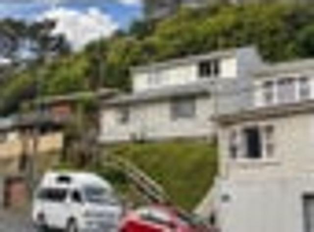 Affordable Brooklyn Duplex: 351A 351B Ohiro Rd