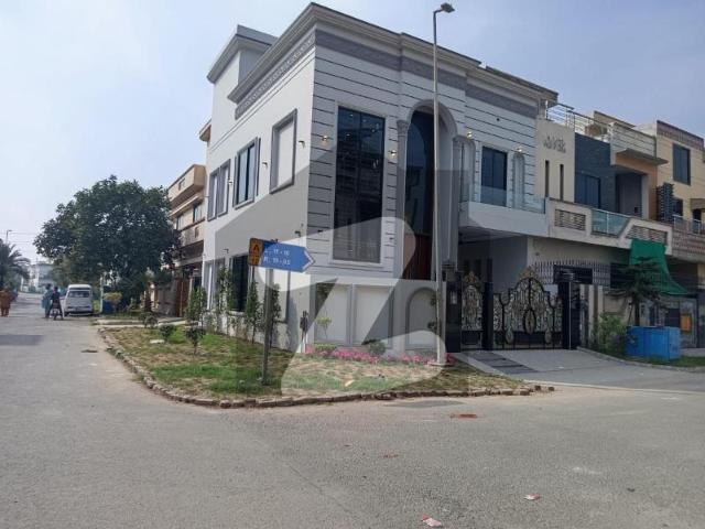 Affordable Corner House For sale In Citi Housing Society