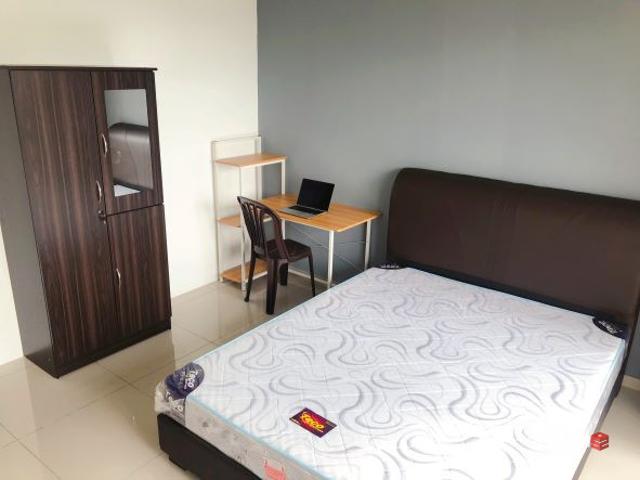 ✨Affordable Fully Furnished Medium Room Balcony View ✨ @ Sri Jati 2, Special Promotion, New Aircond Wardrobe Table Chair