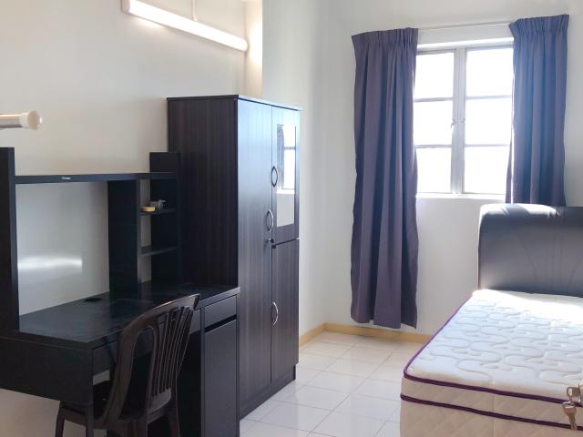 ✨Affordable Fully Furnished Single Room ✨ @ Sri Jati 2, Special Promotion, New Aircond Wardrobe Table Chair Mattress
