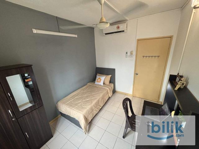 ✨Affordable Fully Furnished Single Room ✨ @ Sri Jati 2, Special Promotion, New Aircond Wardrobe Table Chair Mattress
