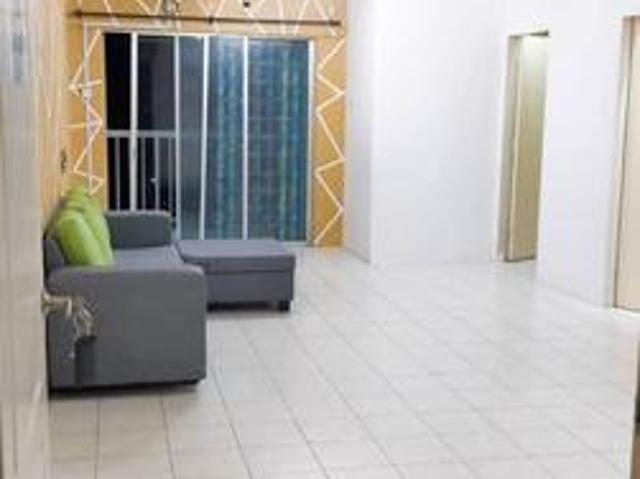 Affordable Family Home Lakeview Apartment Selayang 870sqft Leasehold