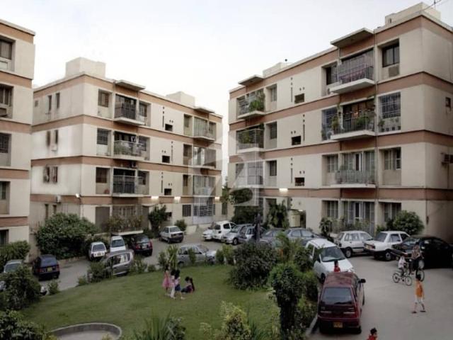 Affordable Flat For sale In Gulshan e Iqbal Block 14