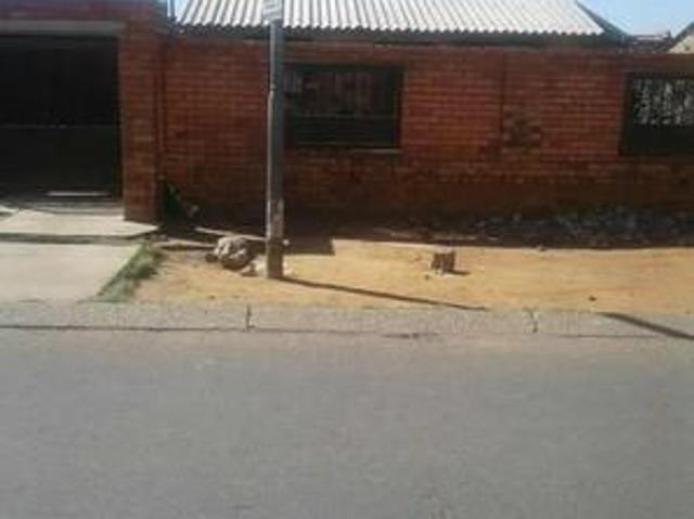 affordable house on the market in em.