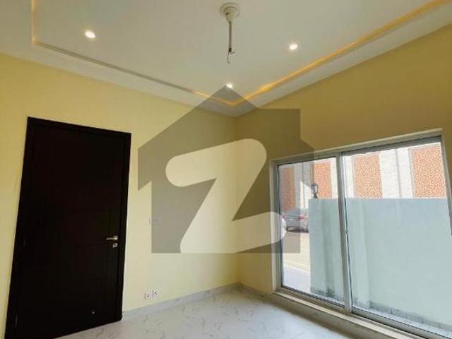 Affordable Luxury Villa | 3 Bedroom 5 Marla Villa for Sale In Metro City Sarai Alamgir
