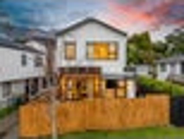 Affordable Luxury & Dual Westlake Zone!