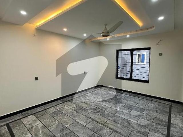 Affordable Prime Location House Of 5 Marla Is Available For sale Royal Palm City