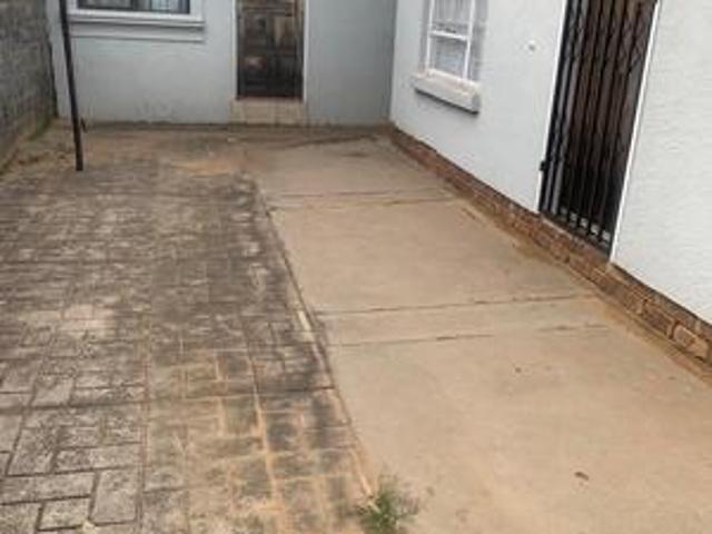 affordable rental in roodekop ext 25