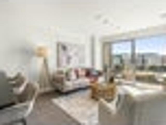 Affordable Sunny Coastal Takapuna Living