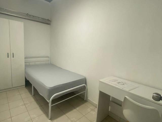 Affordable Single Room | Clean House | Ready To Move In | Subang Jaya Ss18