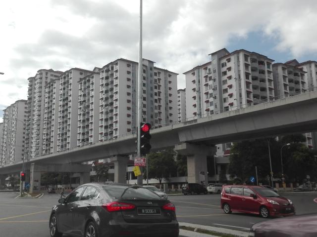 Affordable Spacious Balcony Room at Bukit OUG Condominium, Bukit Jalil