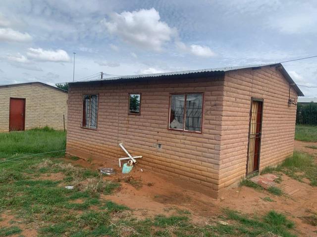 Affordable Two Bedroom House in Grassland!