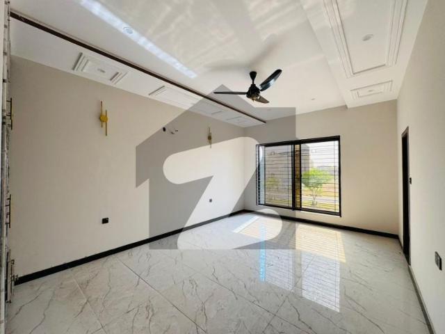 Affordable 10 Marla House Available For Sale Royal Palm City Block A