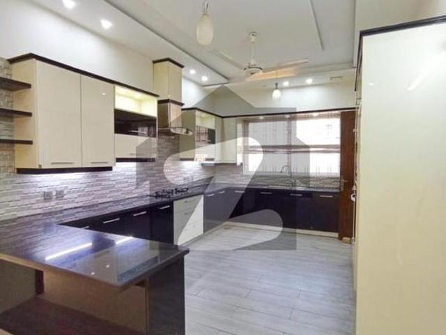 Affordable 1 Kanal House For Rent Bahria Town Phase 8
