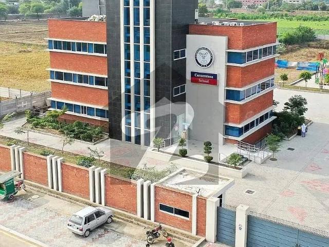 Affordable 1 kanal on ground possession plot avaliable for sale ready for construction in new lahore city