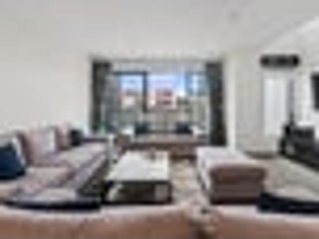 Affordable 220sqm Home Excellent Location !