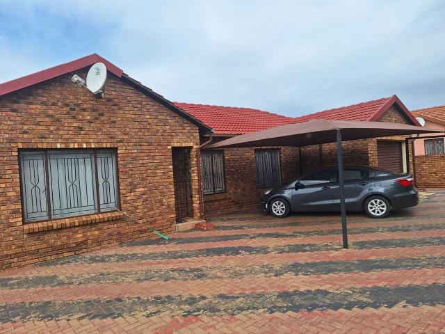 AFFORDABLE 3 BEDROOM, 2 BATHROOM HOME IN DANVILLE FOR SALE