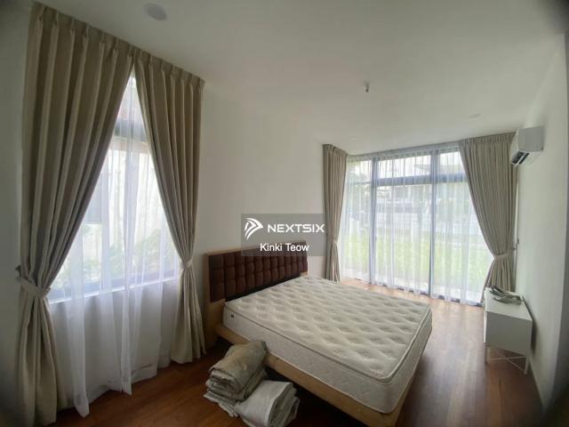 Affordable 3rd Floor Walk up, Facing Main Road for great visibility