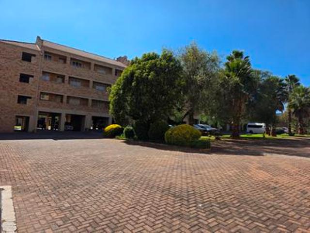 affordable 80m² apartment – only r580,000!