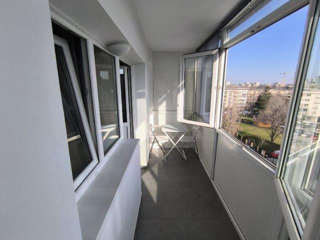 Afi Cotroceni, proprietar, Politehnica 10 min, metrou 1 min